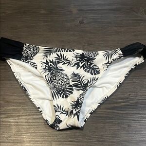 Arizona Jean Company Monochrome Bikini Bottom
